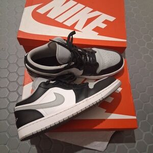 Nike Jordan 1 Low Black, White And Smoke Grey  Sneakers